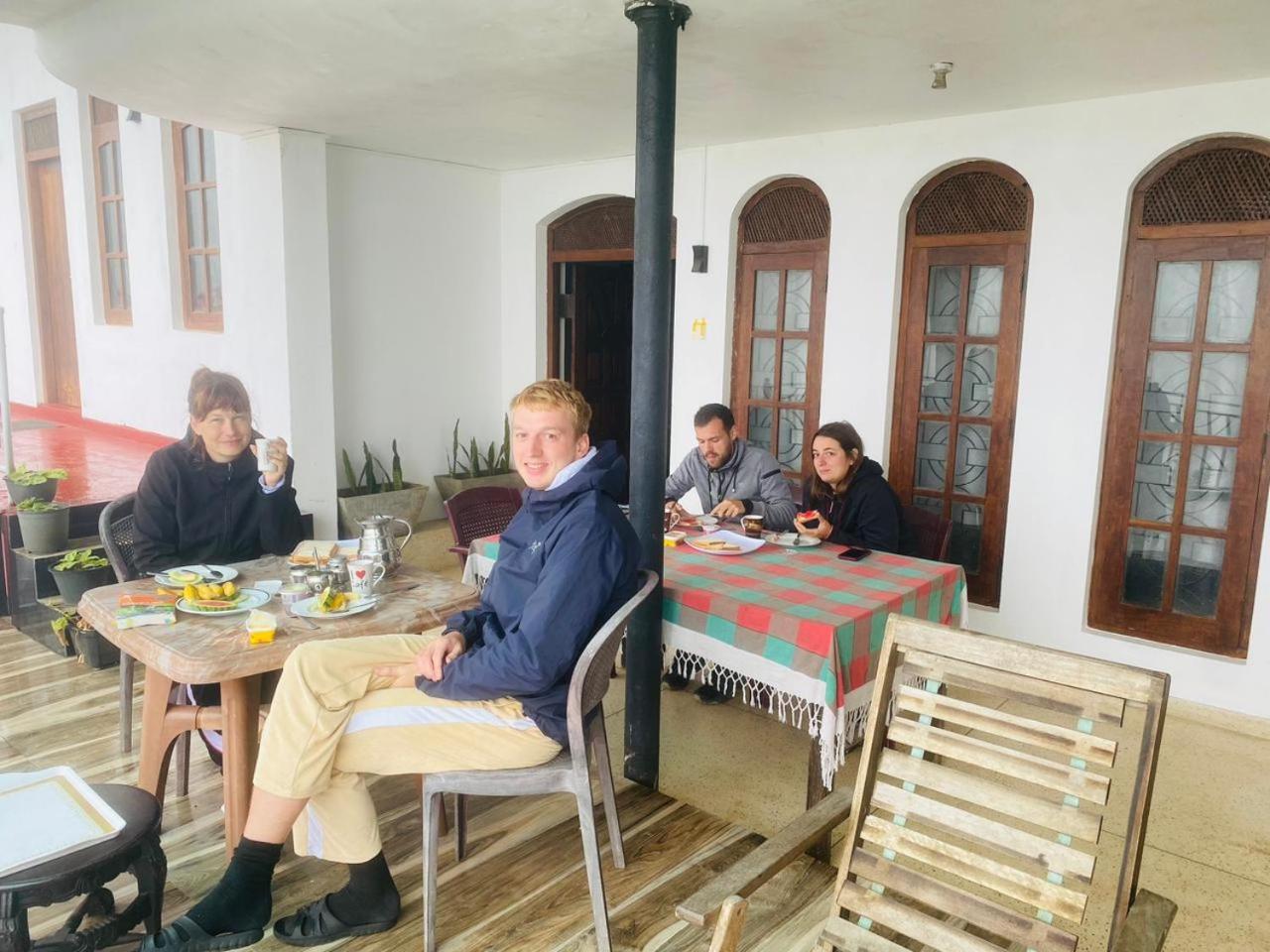 Farah Guest Inn Haputale Ngoại thất bức ảnh